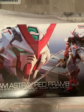 Bandai Gundam RG #19 Gundam Astray Red Frame 1/144 Real Grade Model Kit. New